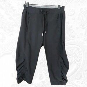 Calvin Klein Performance Quick Dry Cropped Joggers (S)